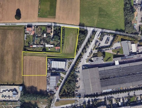 terreno edificabile in vendita a Varedo