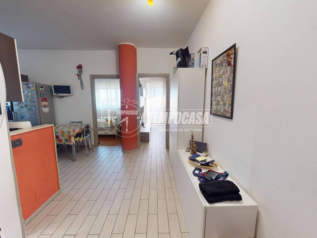 appartamento in vendita a Varedo