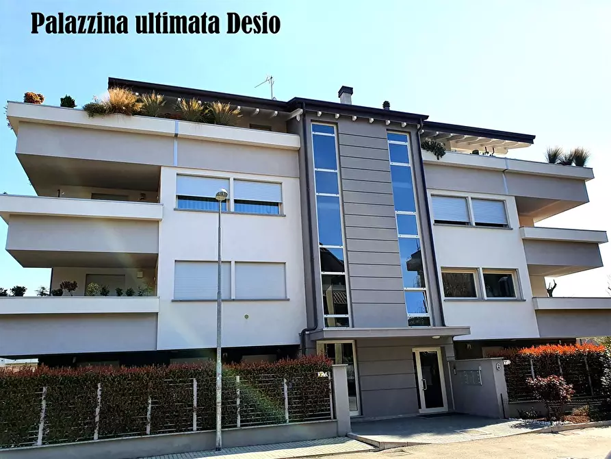 appartamento in vendita a Varedo