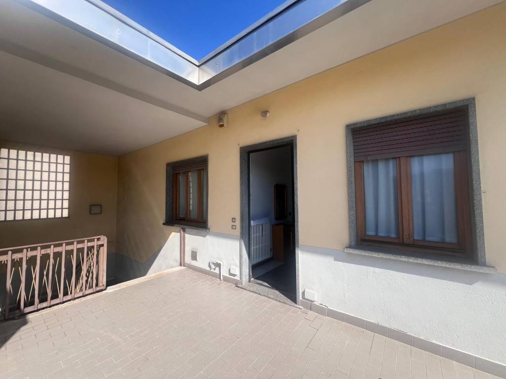 appartamento in vendita a Varedo