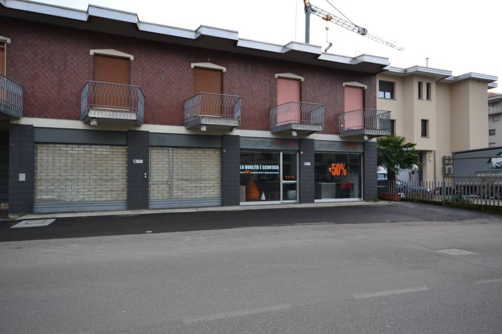 appartamento in vendita a Varedo