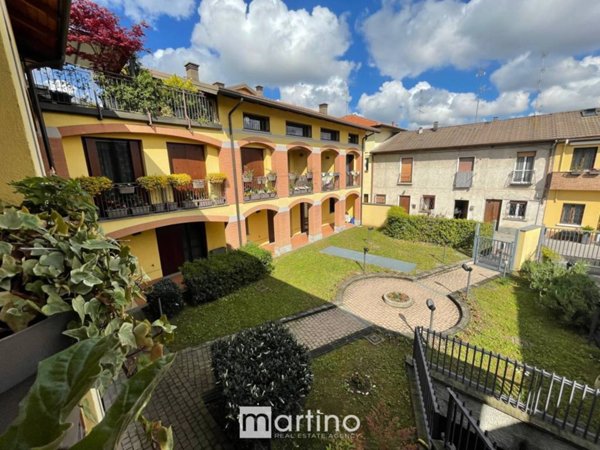 appartamento in vendita a Varedo