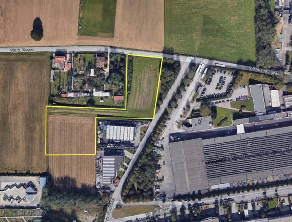 terreno edificabile in vendita a Varedo