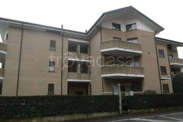 appartamento in vendita a Varedo