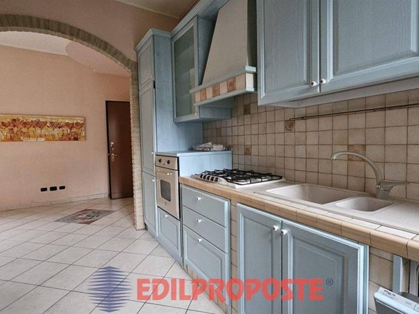 appartamento in vendita a Varedo in zona Valera