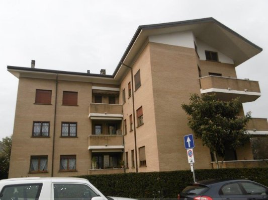 appartamento in vendita a Varedo in zona Valera