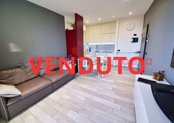 appartamento in vendita a Varedo