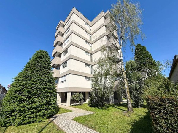 appartamento in vendita a Varedo