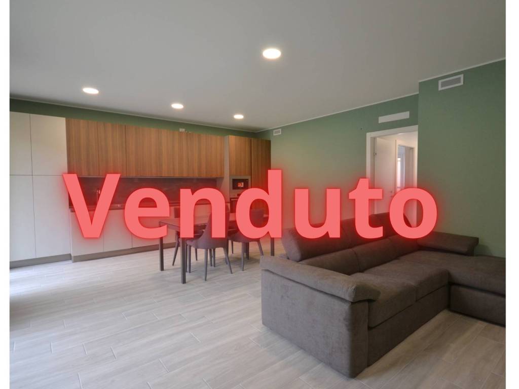 appartamento in vendita a Varedo