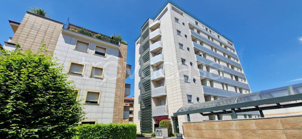 appartamento in vendita a Varedo