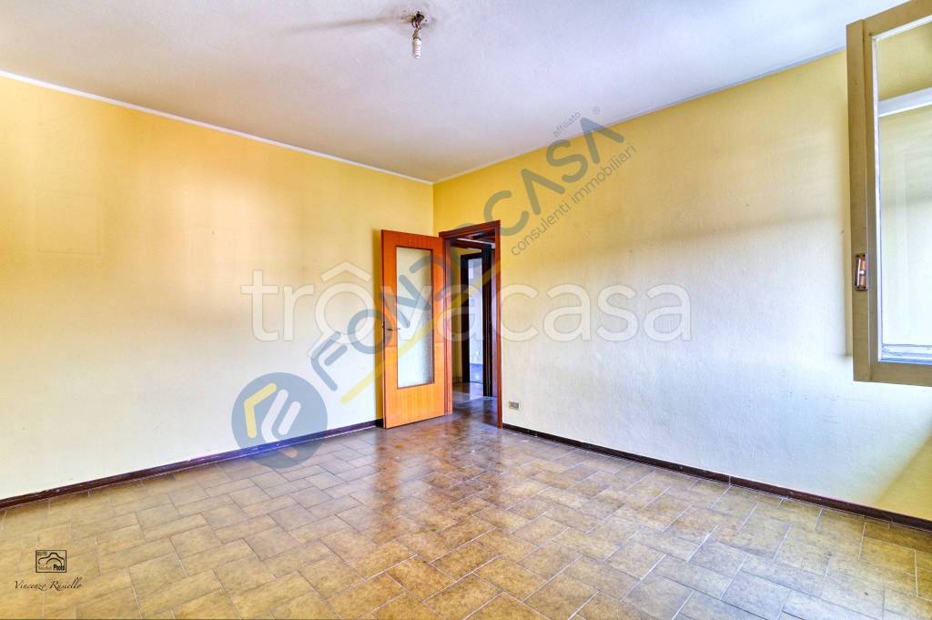 appartamento in vendita a Varedo