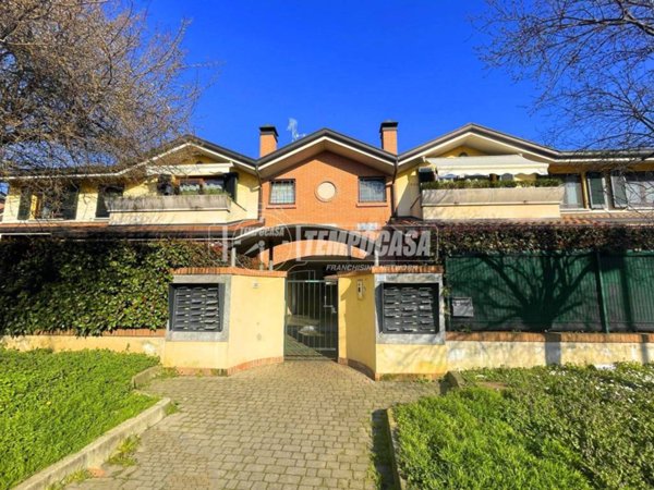 appartamento in vendita a Varedo