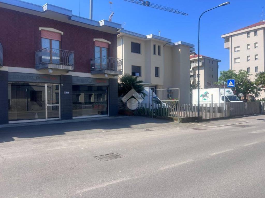 appartamento in vendita a Varedo