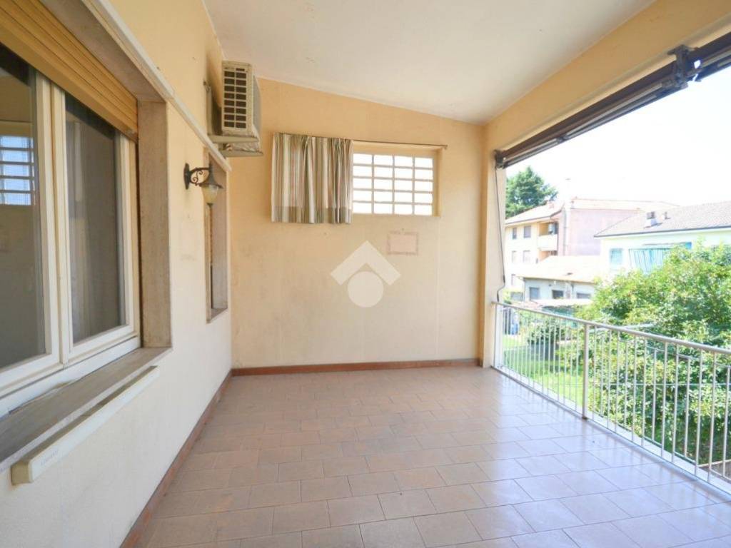appartamento in vendita a Varedo