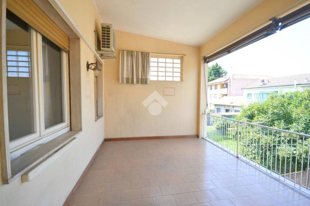 appartamento in vendita a Varedo
