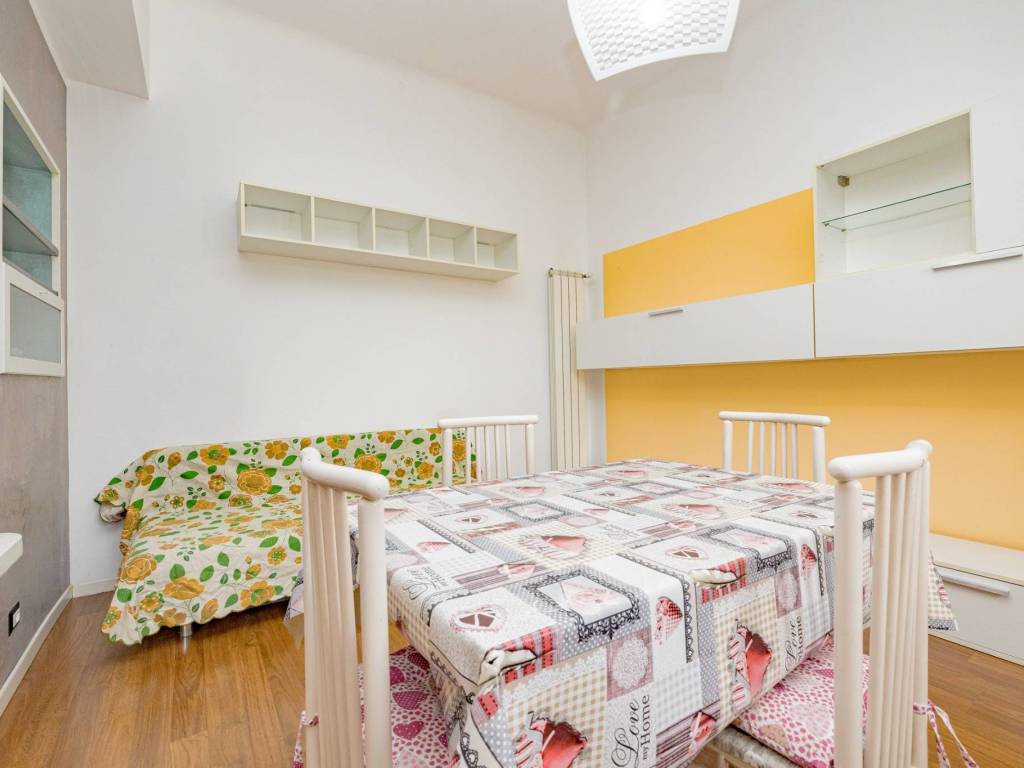 appartamento in vendita a Varedo