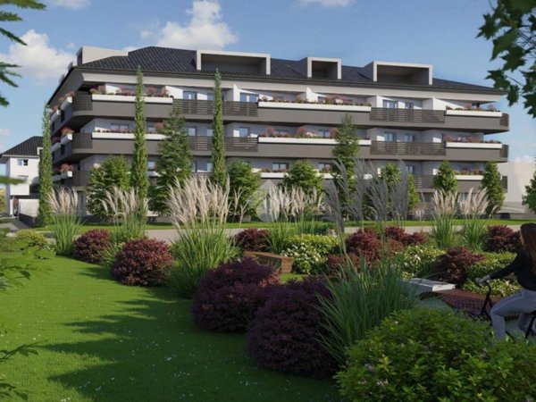 appartamento in vendita a Varedo