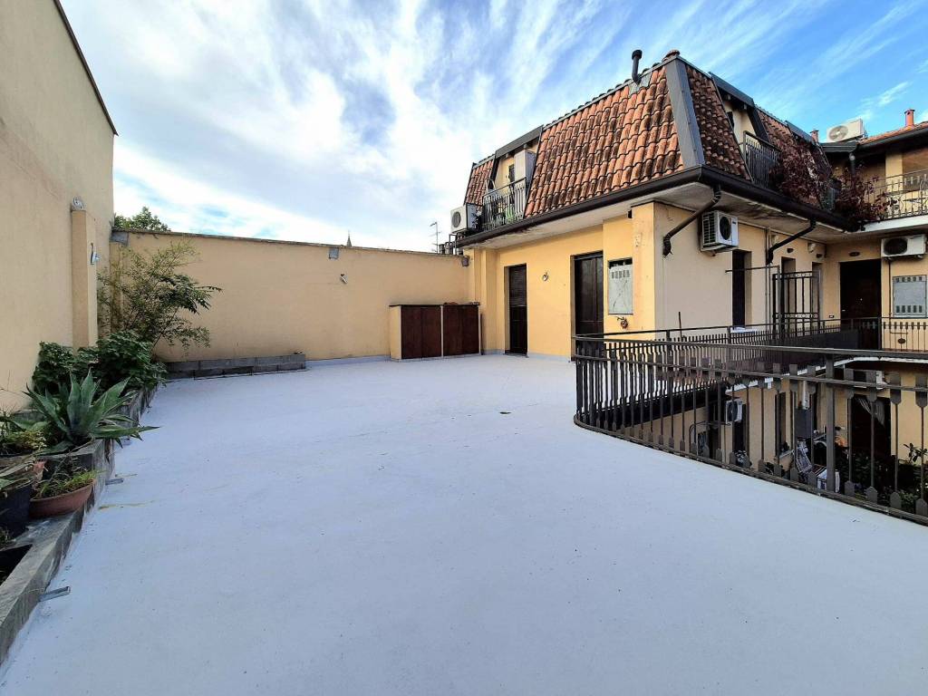 appartamento in vendita a Varedo
