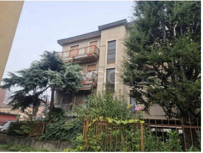 appartamento in vendita a Varedo