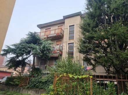 appartamento in vendita a Varedo