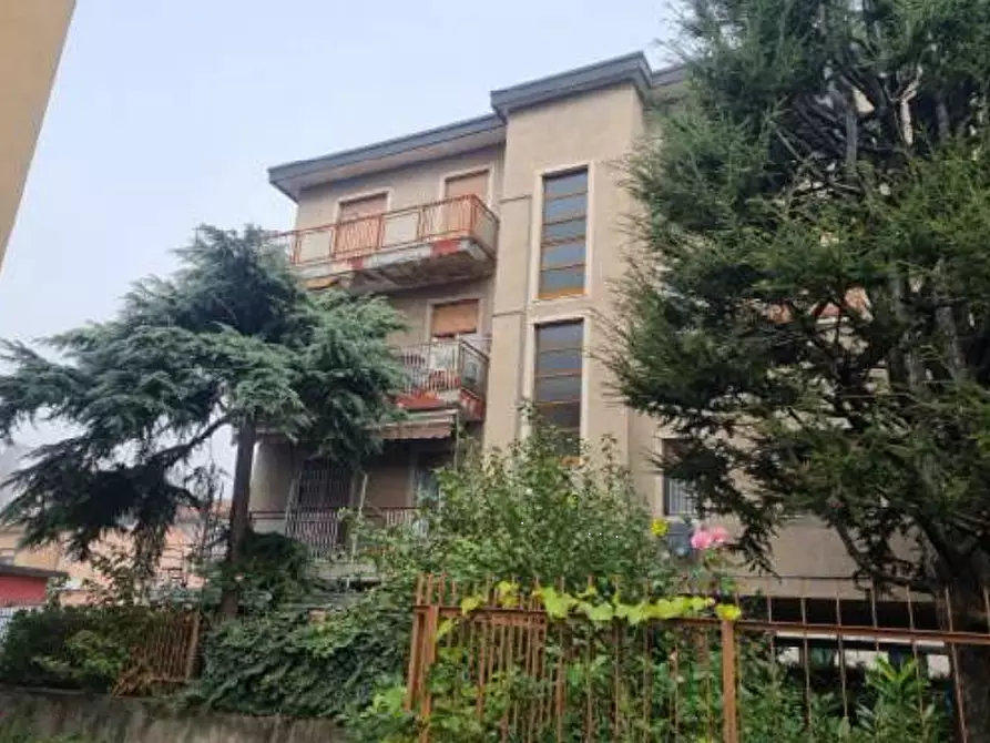 appartamento in vendita a Varedo