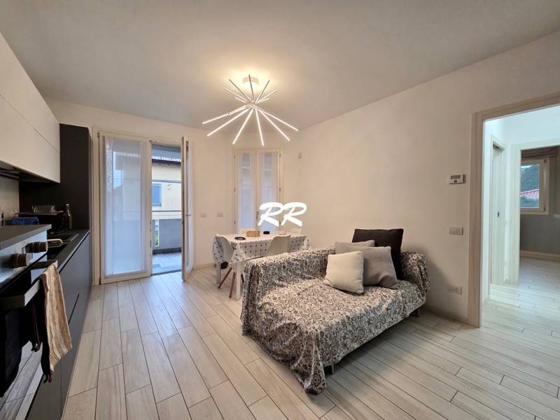 appartamento in vendita a Varedo