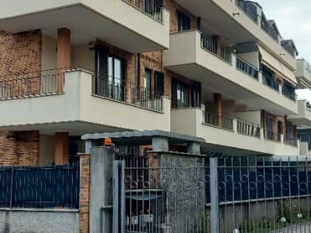 appartamento in vendita a Varedo