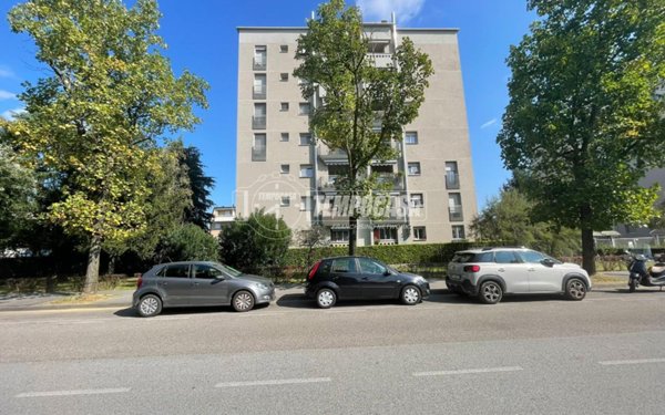 appartamento in vendita a Varedo