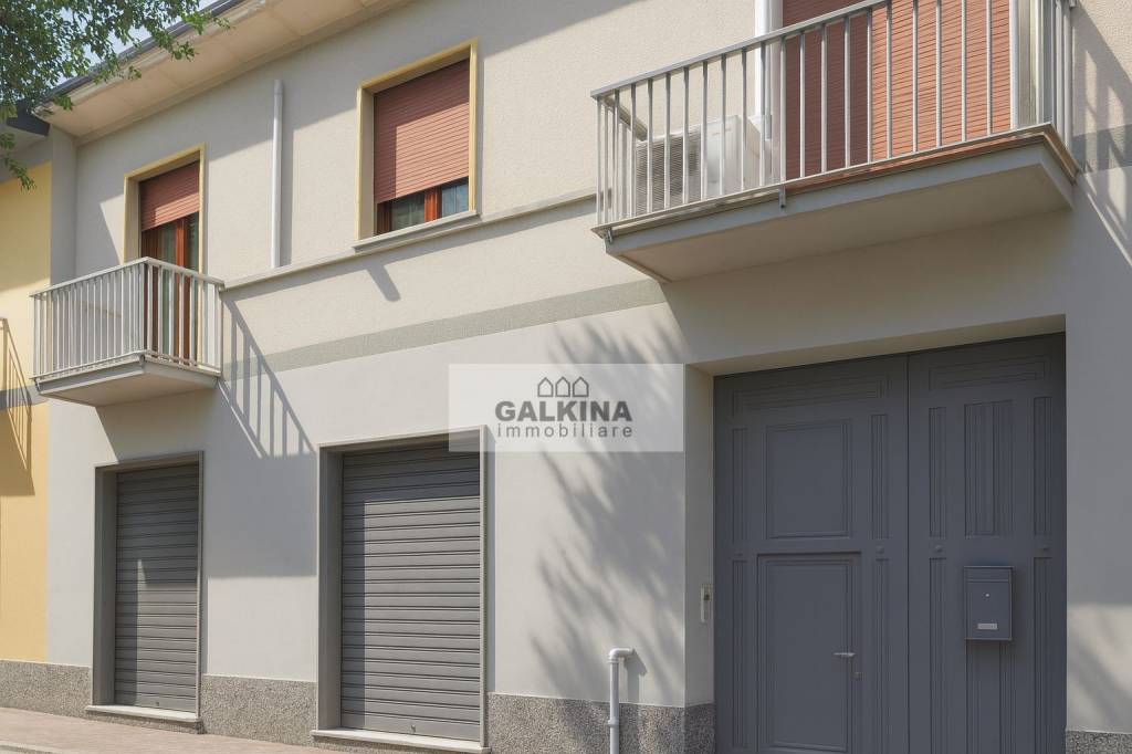 casa indipendente in vendita a Varedo