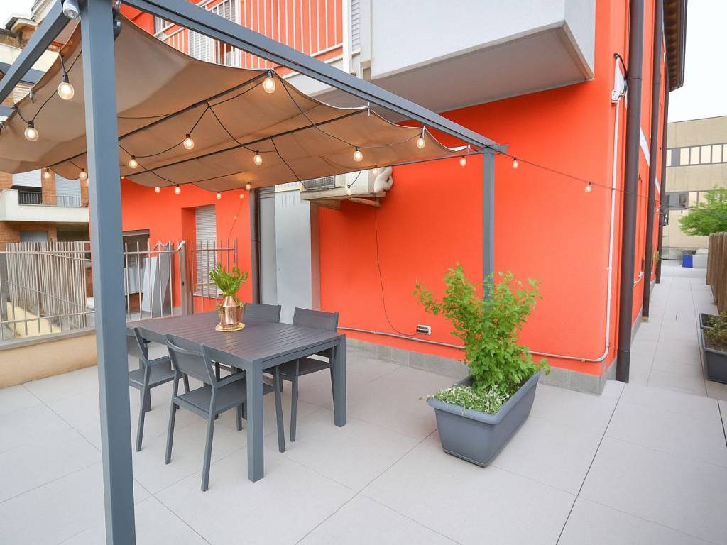 appartamento in vendita a Varedo in zona Valera