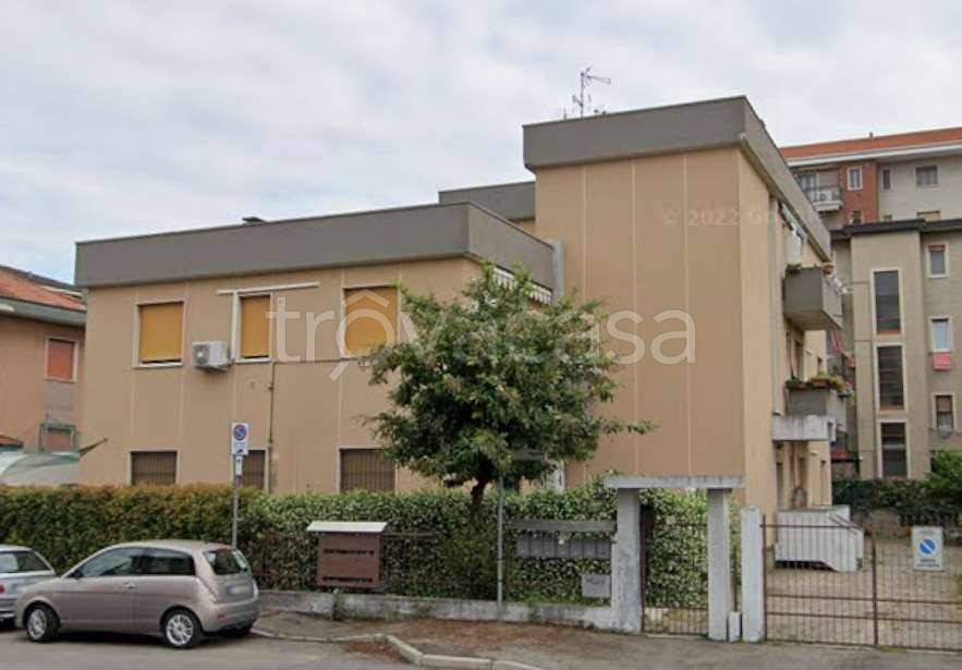 appartamento in vendita a Varedo