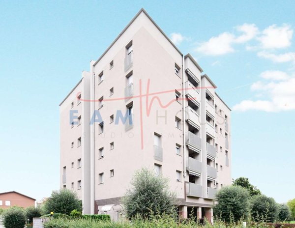 appartamento in vendita a Varedo