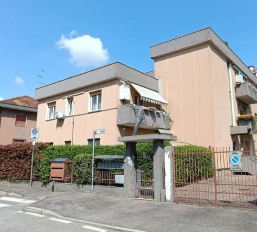 appartamento in vendita a Varedo