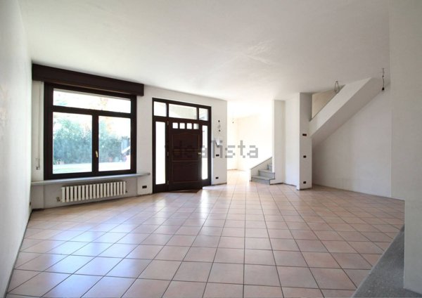 pentavano in vendita a Varedo