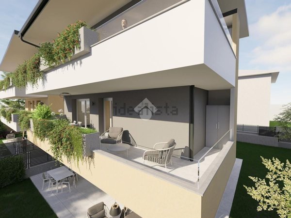 appartamento in vendita a Varedo