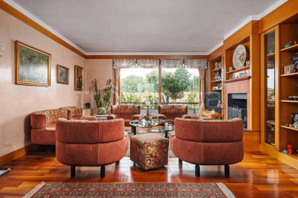 appartamento in vendita a Varedo