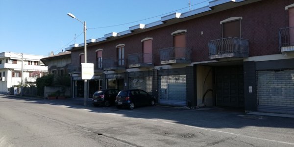ufficio in vendita a Varedo