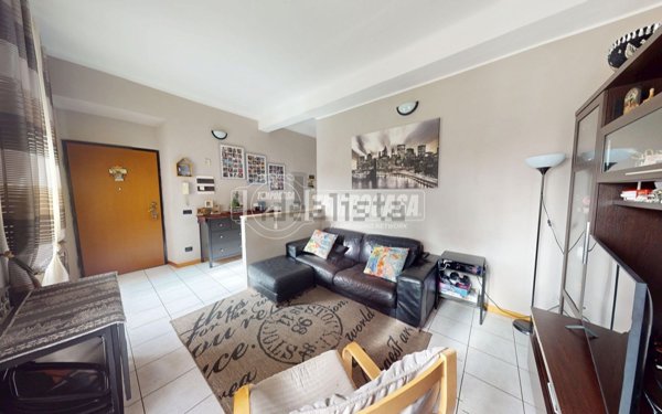 appartamento in vendita a Varedo