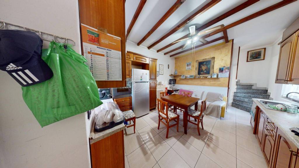 appartamento in vendita a Varedo