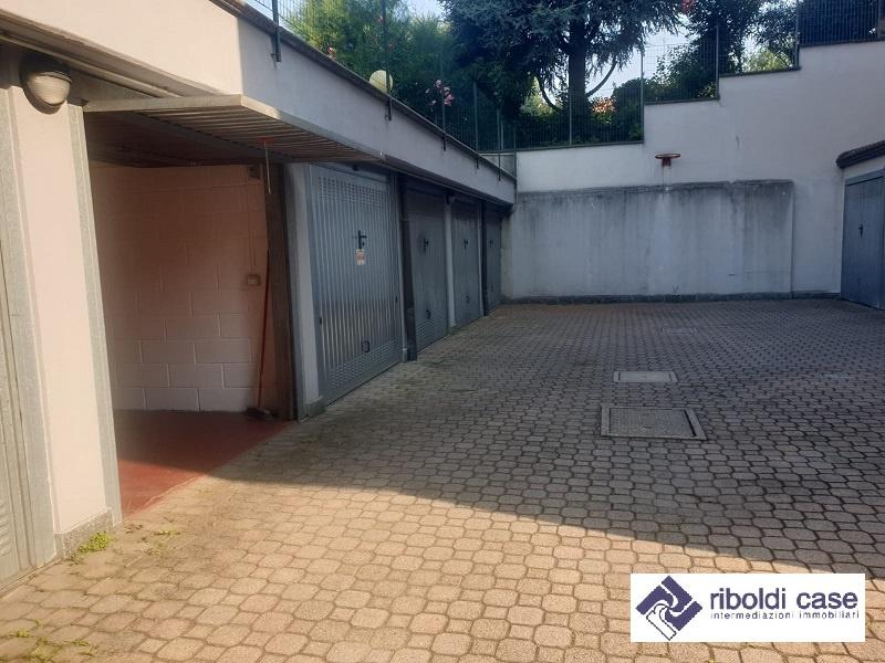 appartamento in vendita a Varedo