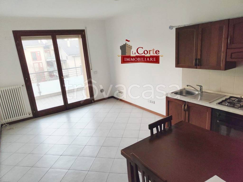 appartamento in vendita a Varedo