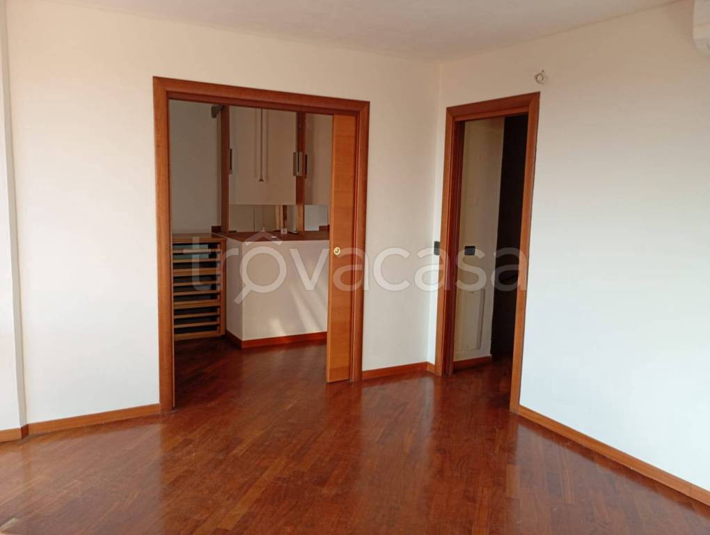 appartamento in vendita a Varedo