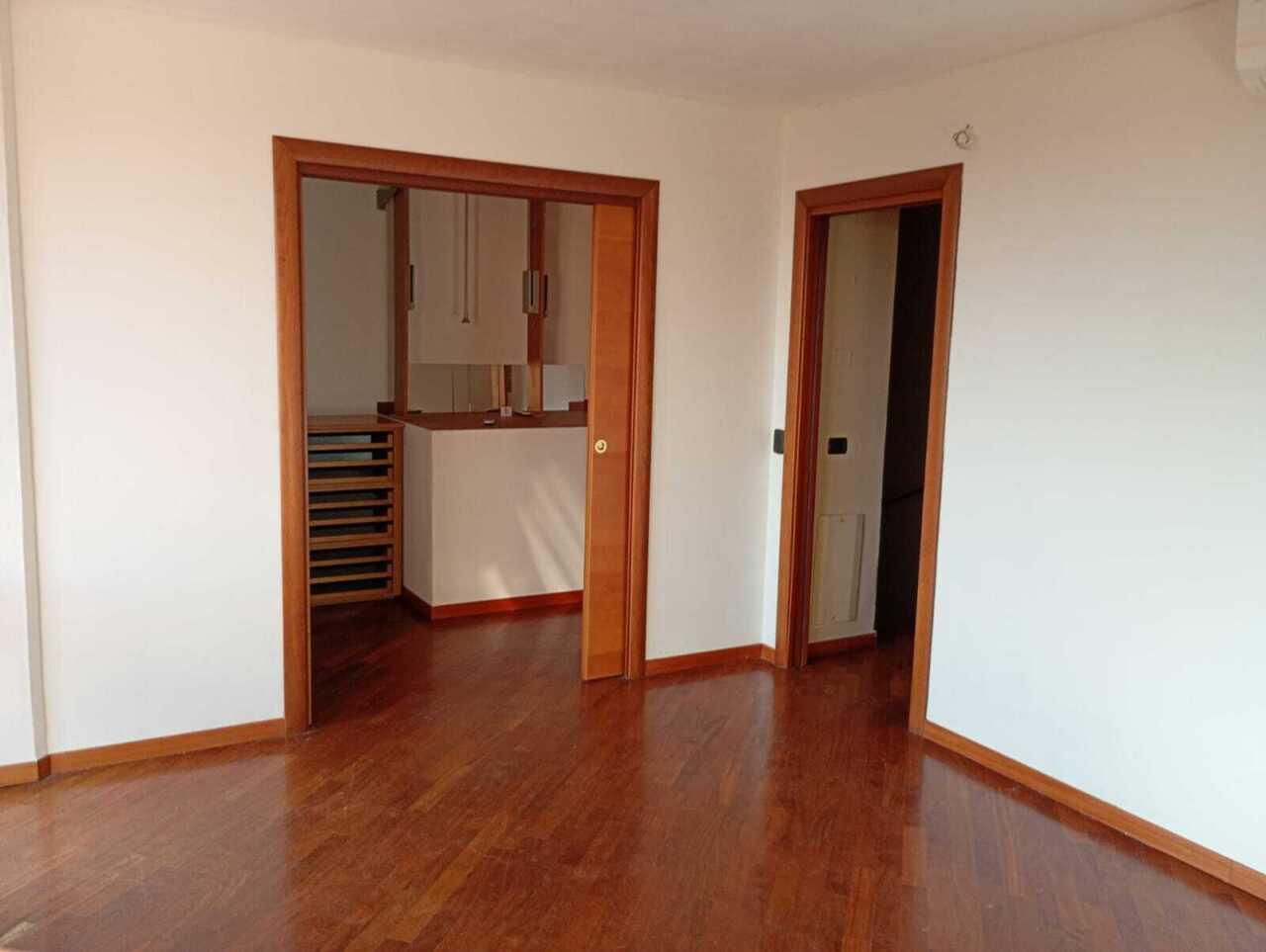 appartamento in vendita a Varedo