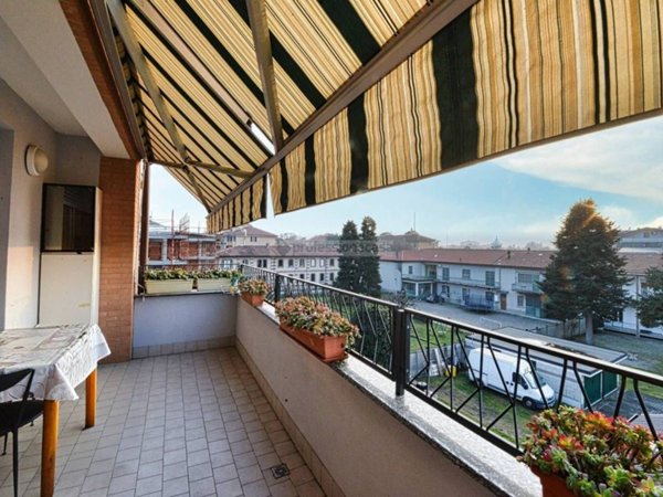 appartamento in vendita a Varedo