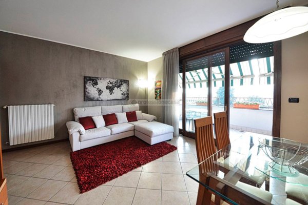 appartamento in vendita a Varedo