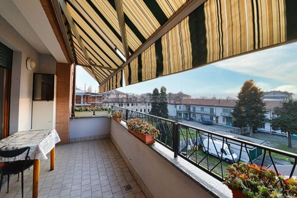 appartamento in vendita a Varedo