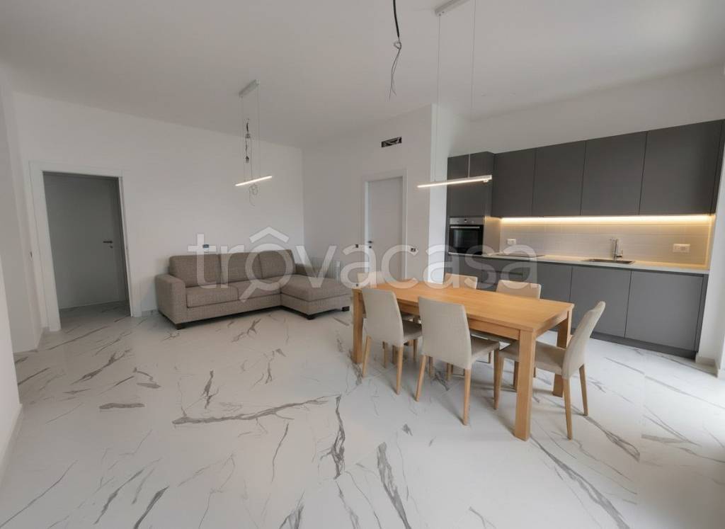 appartamento in vendita a Varedo