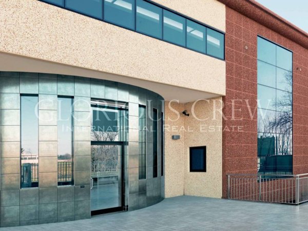 terreno edificabile in vendita a Varedo