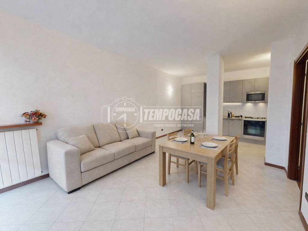 appartamento in vendita a Varedo