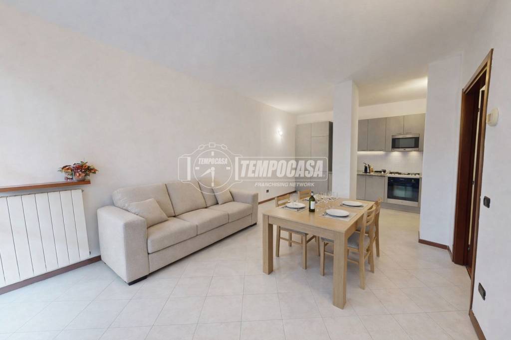 appartamento in vendita a Varedo